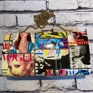 *SOLD*Magazine Printed Bag w/ Gold Chain Shoulder